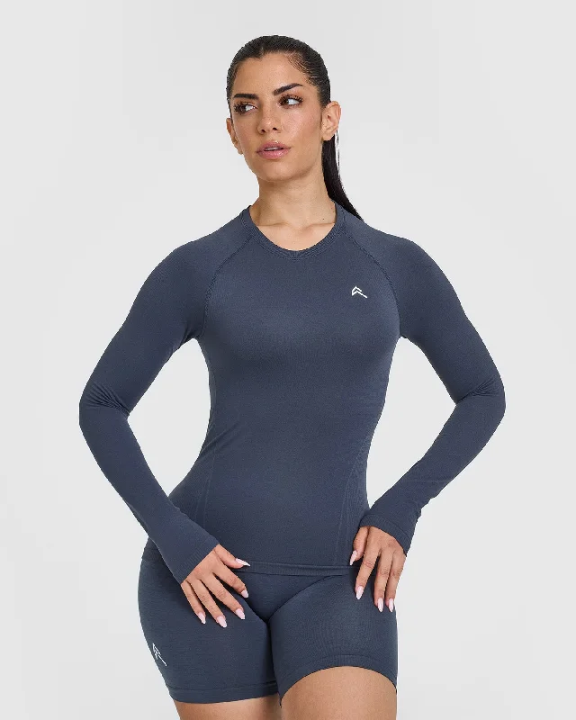 Sportswear tops for minimalist-Go To Seamless Fitted Long Sleeve Top | True Blue