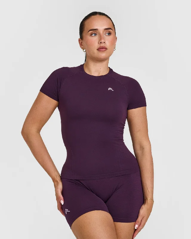 Sportswear tops for performance-Go To Seamless Fitted Top | Blackberry Purple