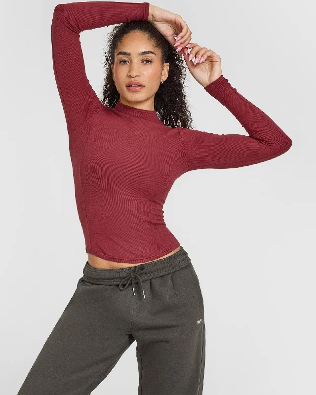 Sportswear tops for solo workout-Mellow Rib Mock Neck Long Sleeve Top | Burnt Cherry