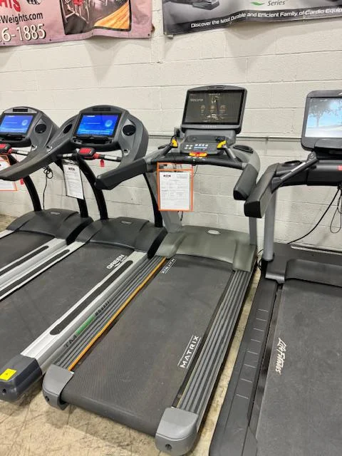 treadmill running for advice-Matrix T7Xi Commercial Treadmill - USED