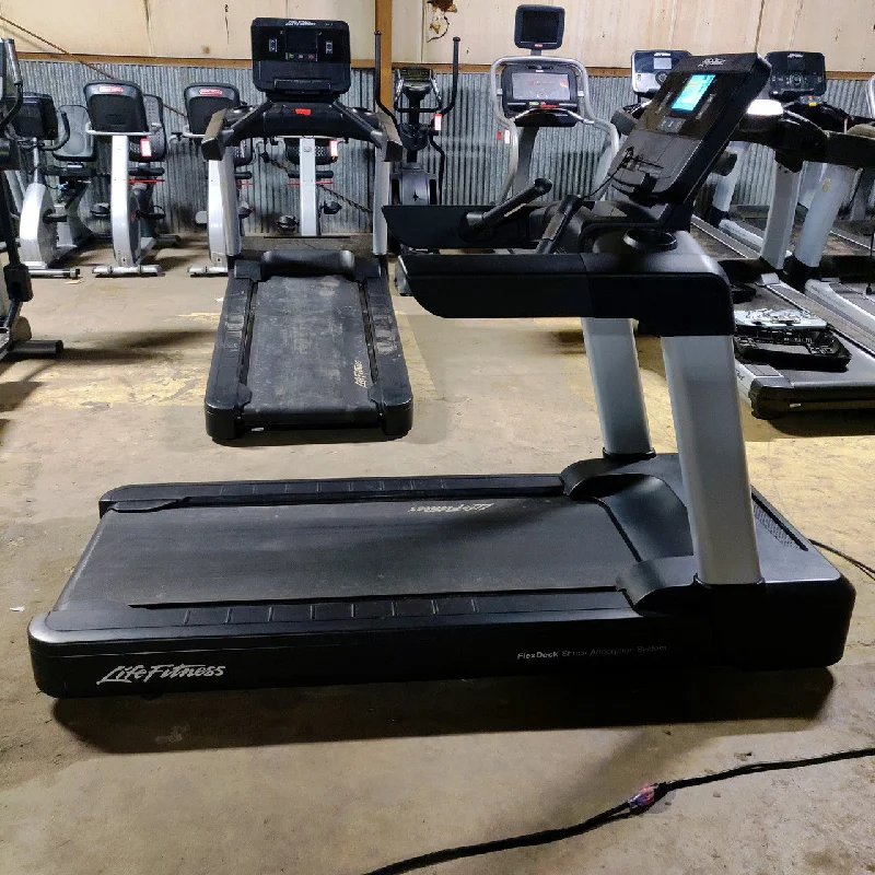 affordable treadmill deals-Refurbished Life Fitness Treadmill Integrity Series