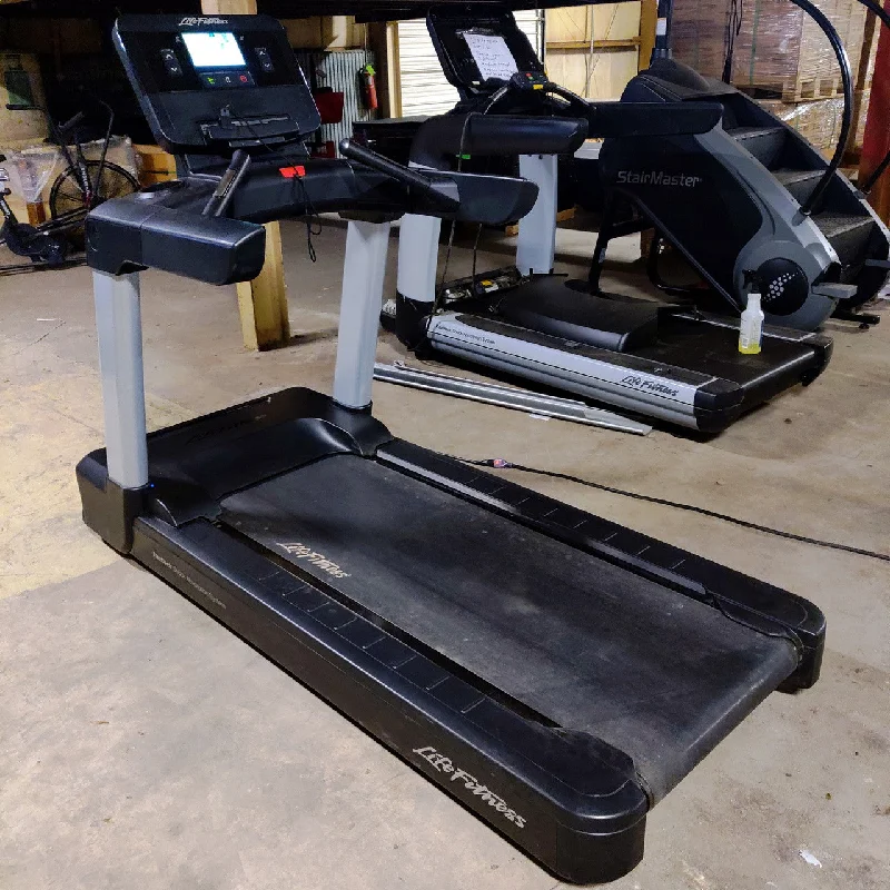 treadmill for small spaces-Refurbished Life Fitness Treadmill Integrity Series