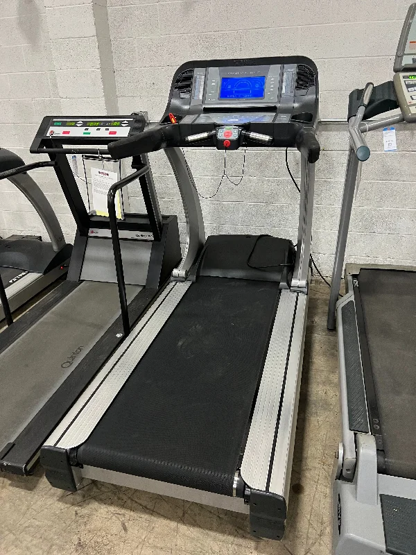 treadmill for light jogging-True CS 6.0 Commercial Treadmill - Used